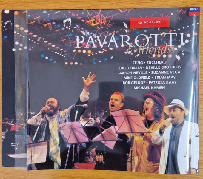 File:Pavarotti Friends cardboard display Toni Carbo.png