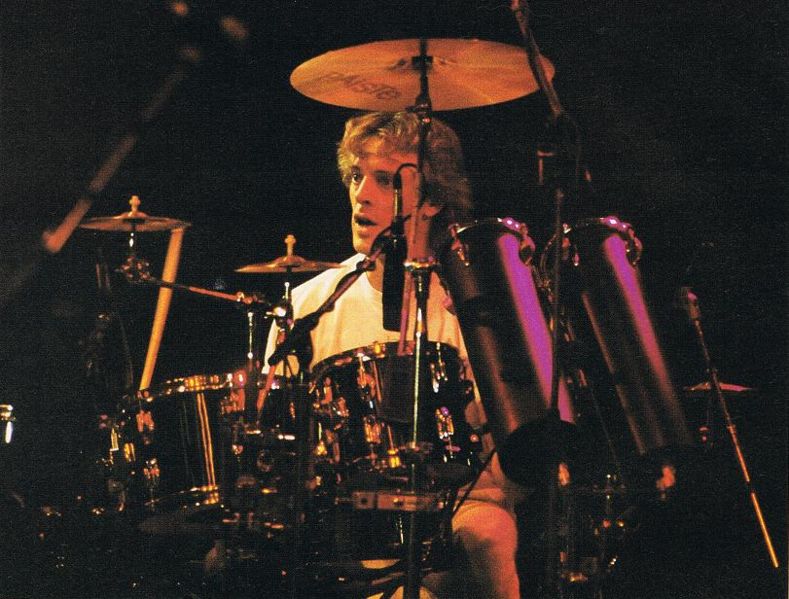File:1989 05 25 photo ad.jpg