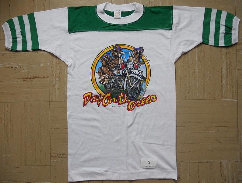 File:1983 09 10 day on the green front.jpg