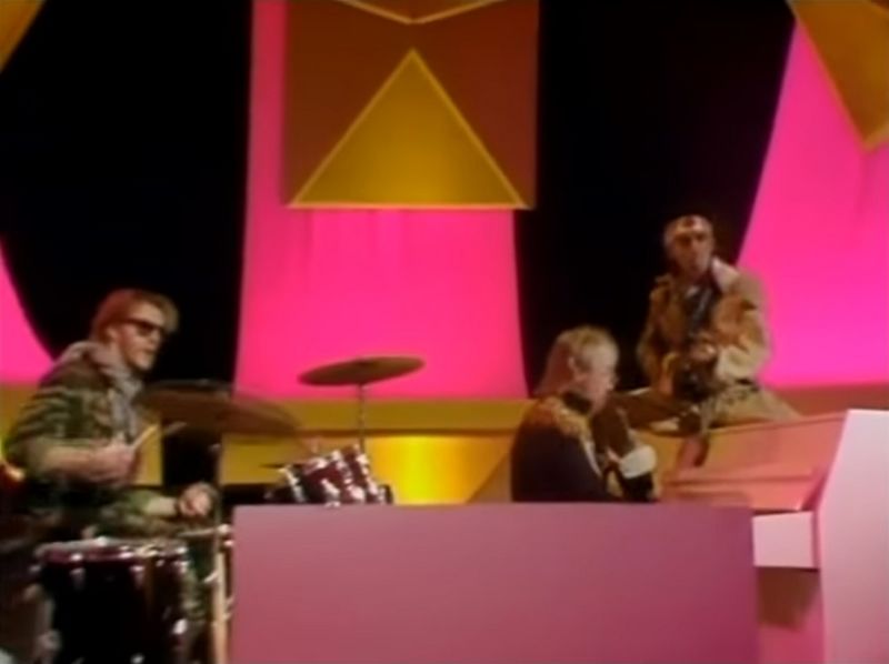File:Kenny Everett King Of Pain screenshot.jpg