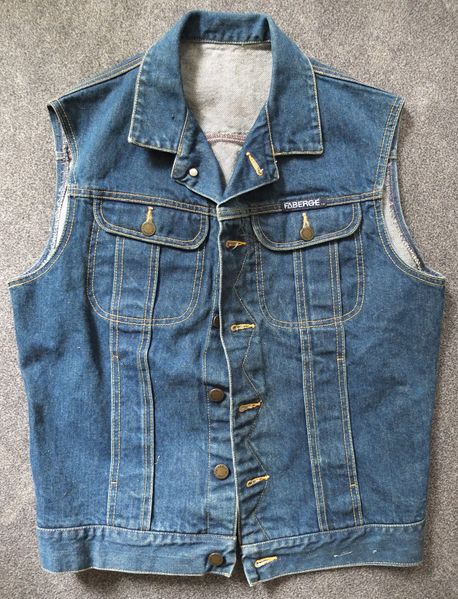 File:1983 or 1984 Synchronicity jeans jacket front.jpg