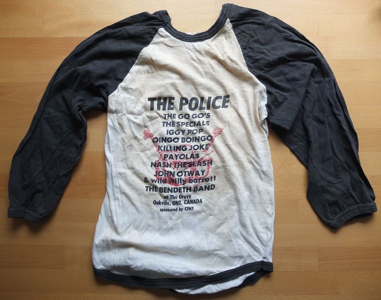 File:1981 08 23 shirt back.jpg