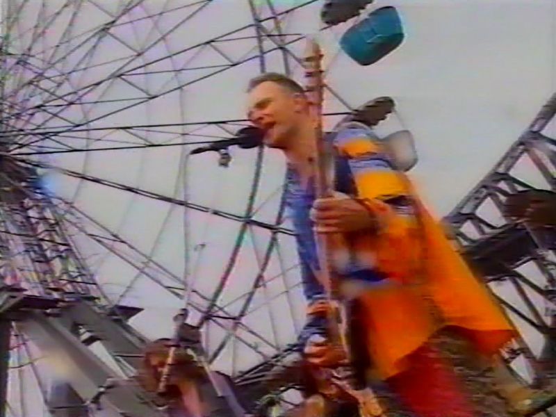 File:1993 02 12 Sydney Harbour TOTP Nothing screenshot.jpg