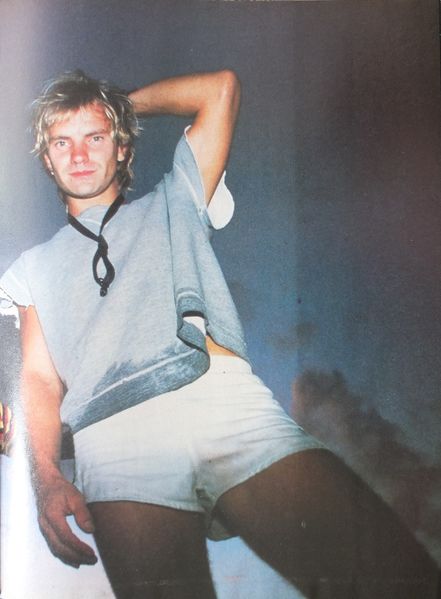 File:1982 07 Creem 30.jpg