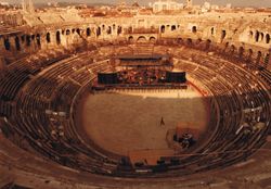 1983 09 23 Nimes venue Zeb Cochran.jpg