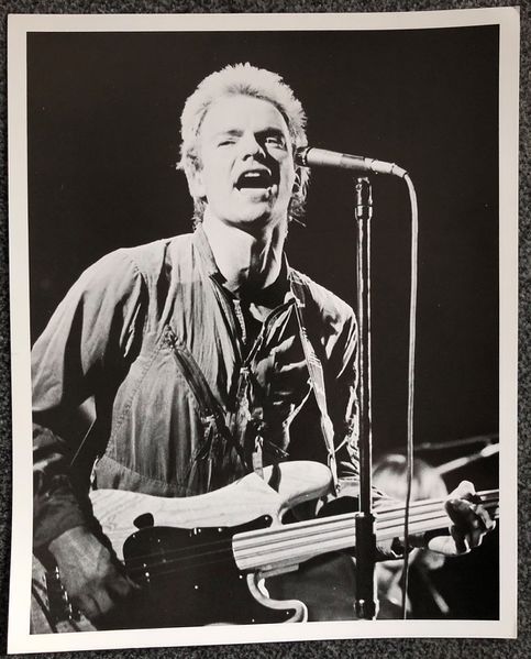 File:ANABAS 1978 Sting bw.jpg