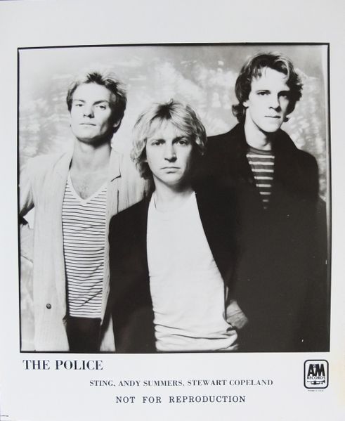 File:Ghost press folder US old photo.jpg