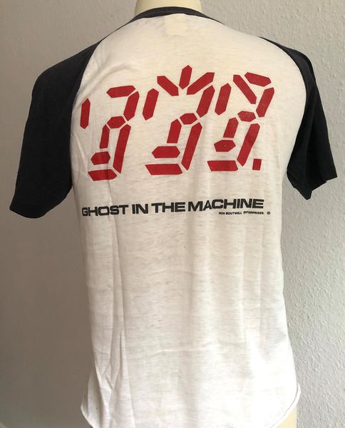 File:1982 white shirt back.jpg