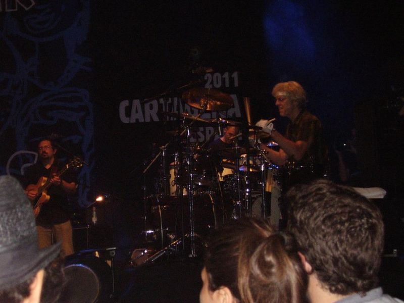 File:2011 07 08 Stewart live David Tamayo.jpg