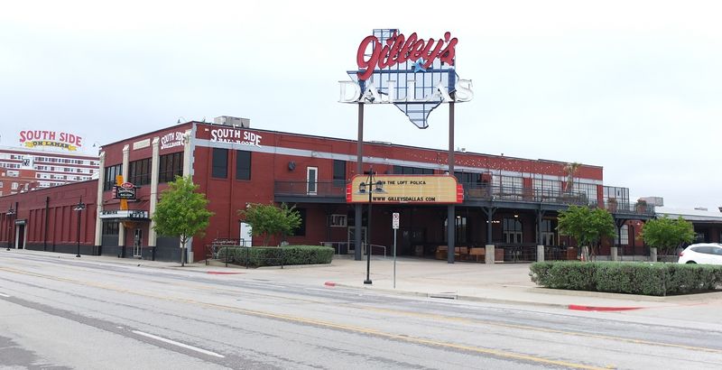 File:2015 04 16 Palladium Dallas.jpg