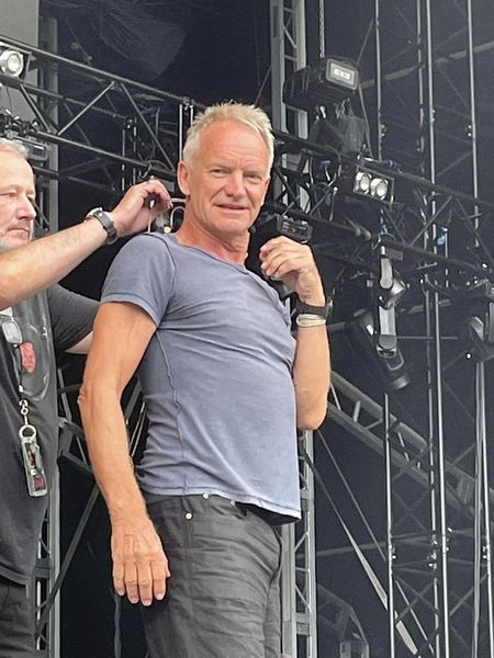 File:2023 06 25 Scarborough soundcheck Steven Welsh.jpg