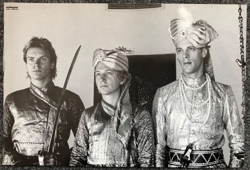 File:Walkerprint 1980 Police Bombay bw.jpg