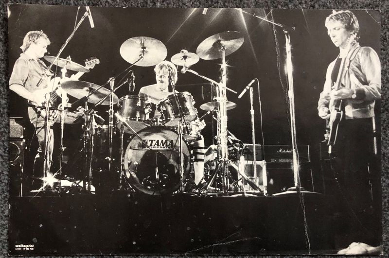 File:Walkerprint 1979 live bw.jpg