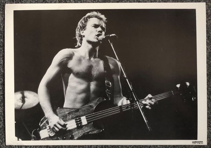 File:Walkerprint 1979 Sting live bw.jpg