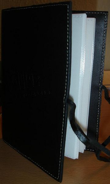 File:2007 Photo album sleeves.jpg