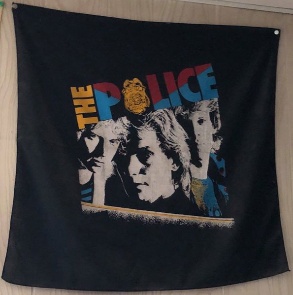 File:Reggatta cloth.jpg